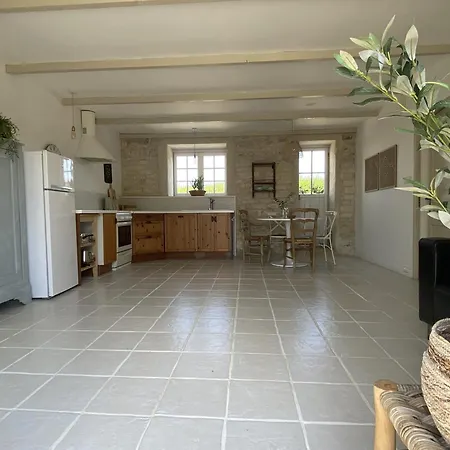 Jardin Holiday home Saint-Mande-sur-Bredoire
